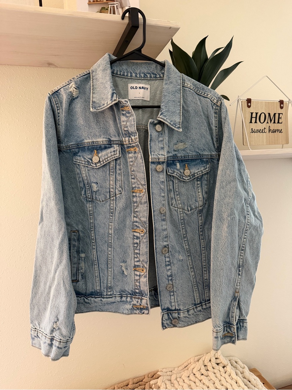 Old Navy Light Blue Distressed Denim Jacket - Picture 1 of 2